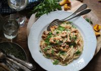 Pfifferling-Pasta mit cremiger Cannellini-Alfredo-Soße